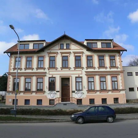 Univerzitni Centrum Hotel *